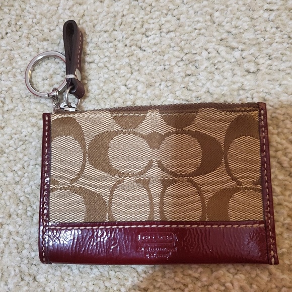 Coach change purse - Picture 2 of 2